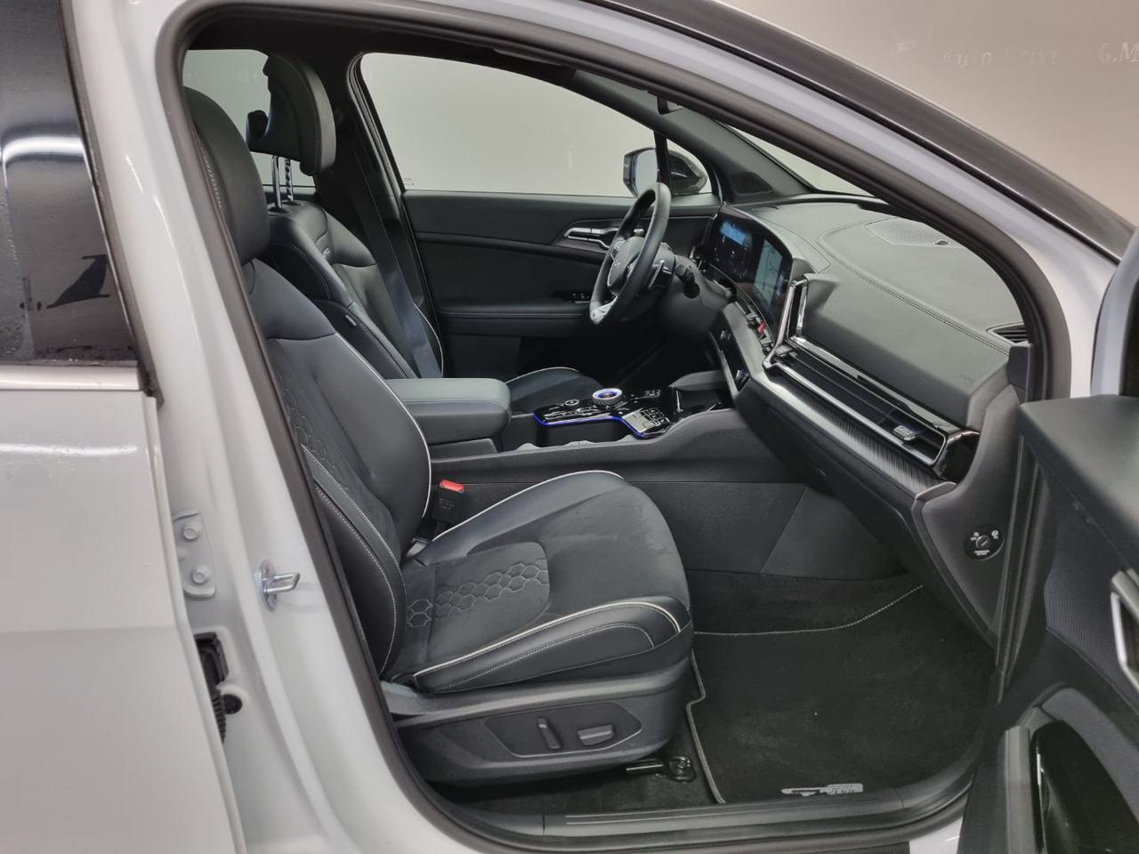 KIA Sportage 1.6 TGDi HEV AT GT-line - 8