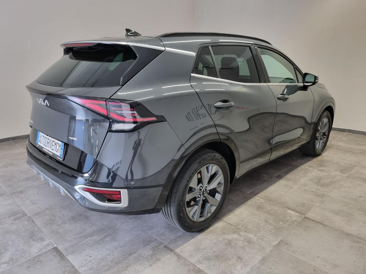 KIA Sportage 1.6 TGDi HEV AT GT-line - 24