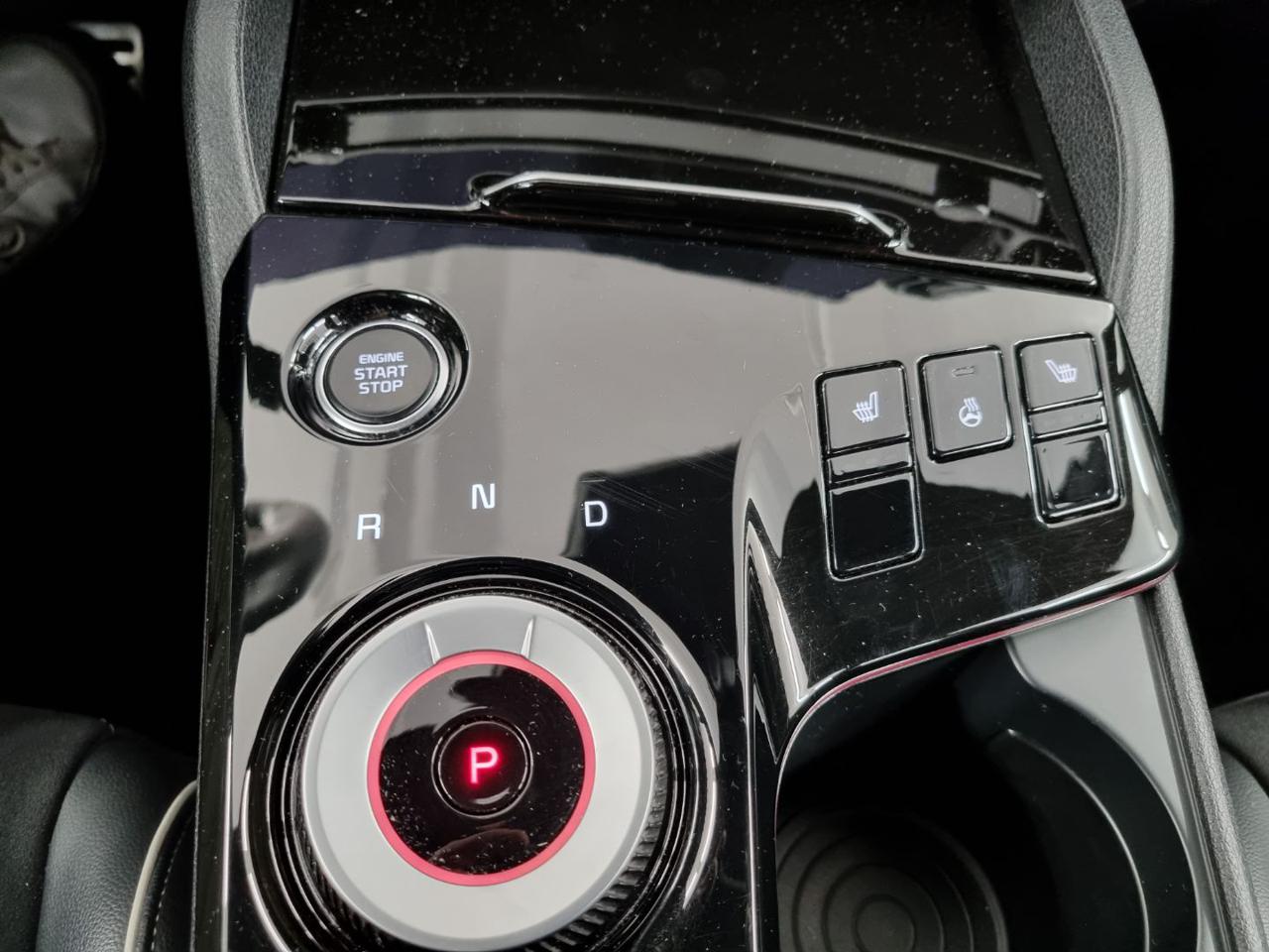 KIA Sportage 1.6 TGDi HEV AT GT-line - 36