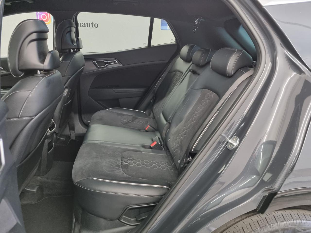 KIA Sportage 1.6 TGDi HEV AT GT-line - 11