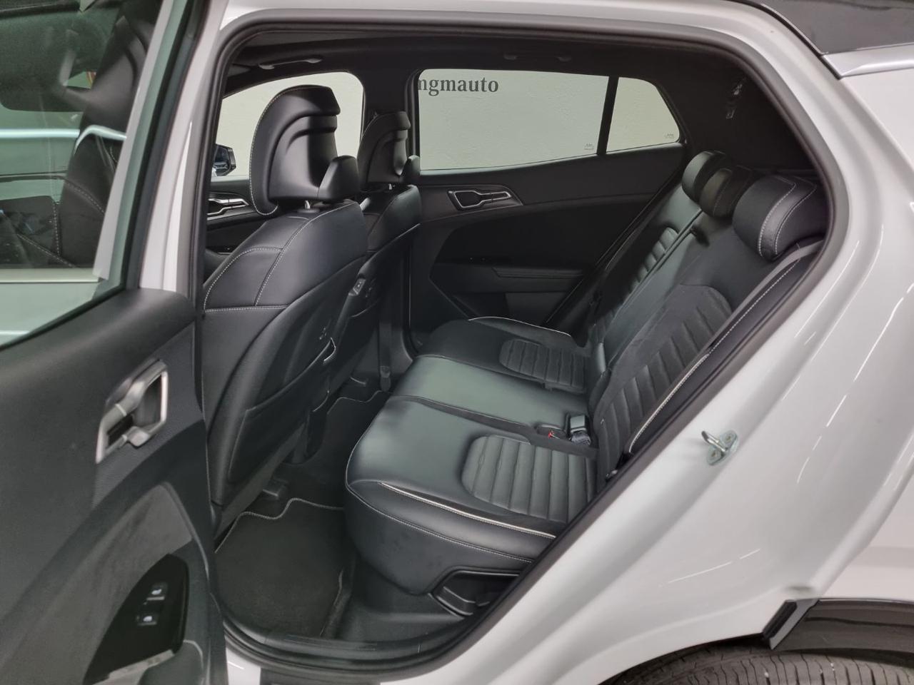 KIA Sportage 1.6 TGDi HEV AT GT-line - 32