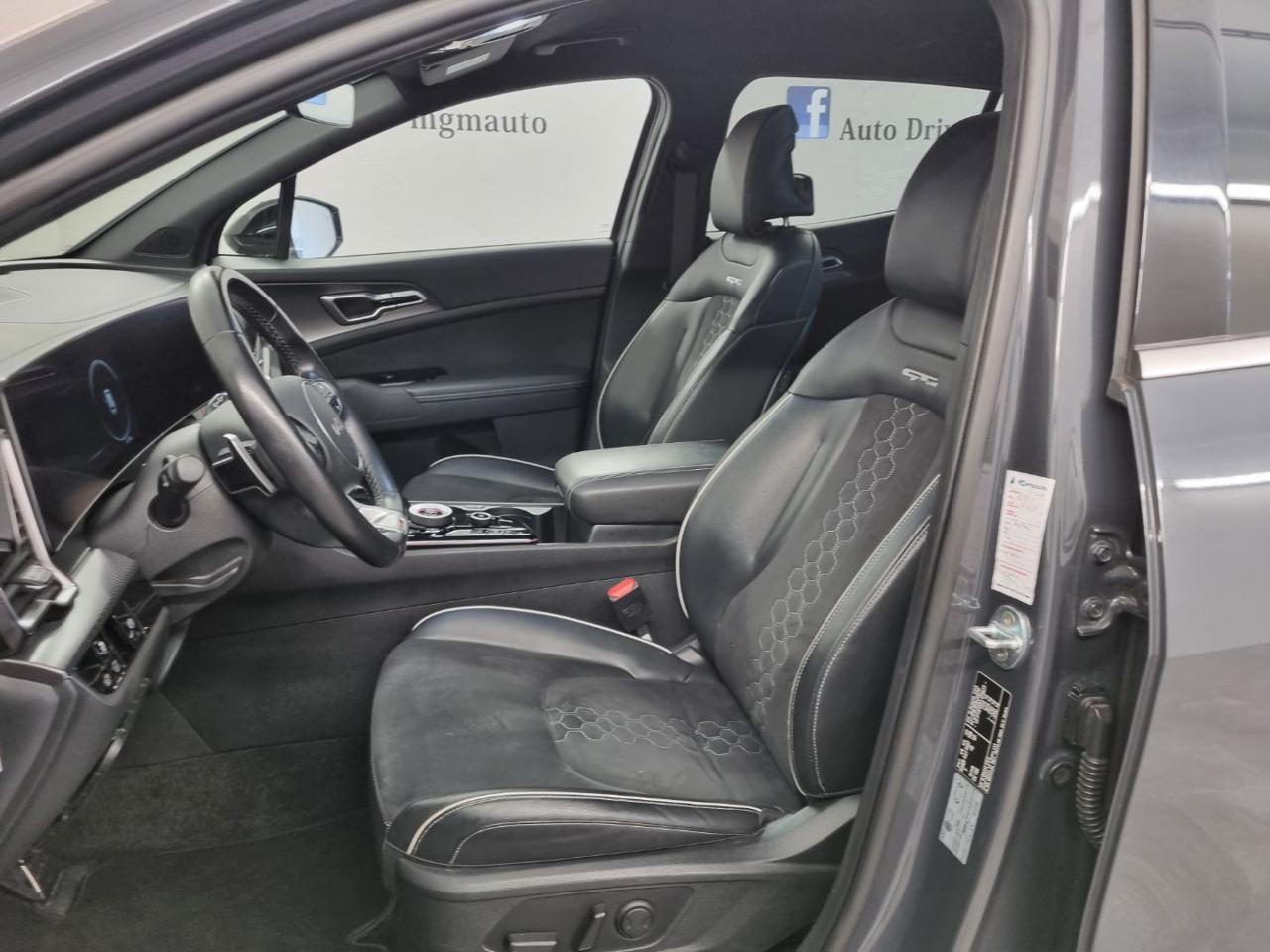 KIA Sportage 1.6 TGDi HEV AT GT-line - 28