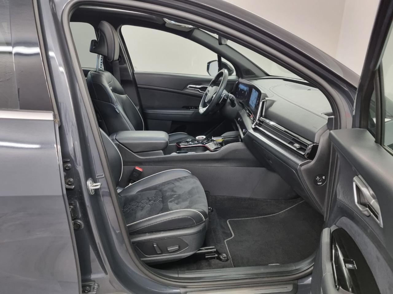 KIA Sportage 1.6 TGDi HEV AT GT-line - 10