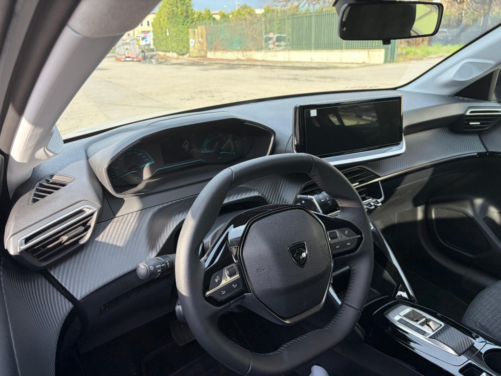 PEUGEOT 208 Hybrid 110 e-DCS6 Style - 14