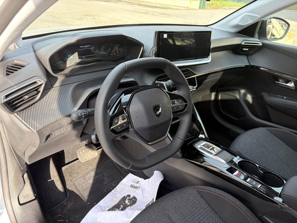 PEUGEOT 208 Hybrid 110 e-DCS6 Style - 18