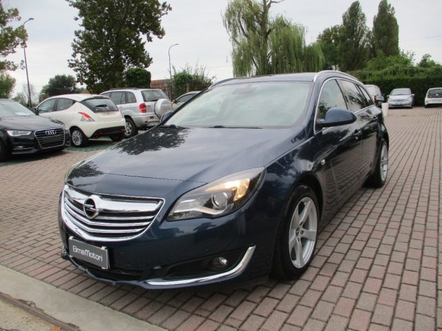 OPEL Insignia Blu metallizzato