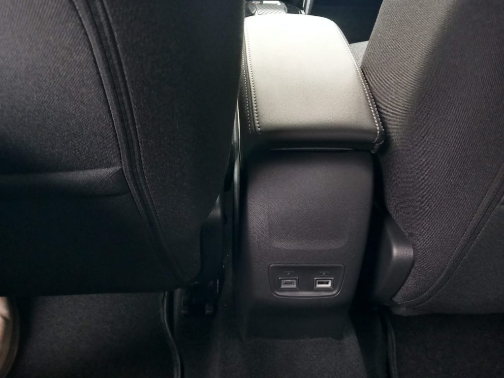 PEUGEOT 208 Hybrid 110 e-DCS6 Business - 24