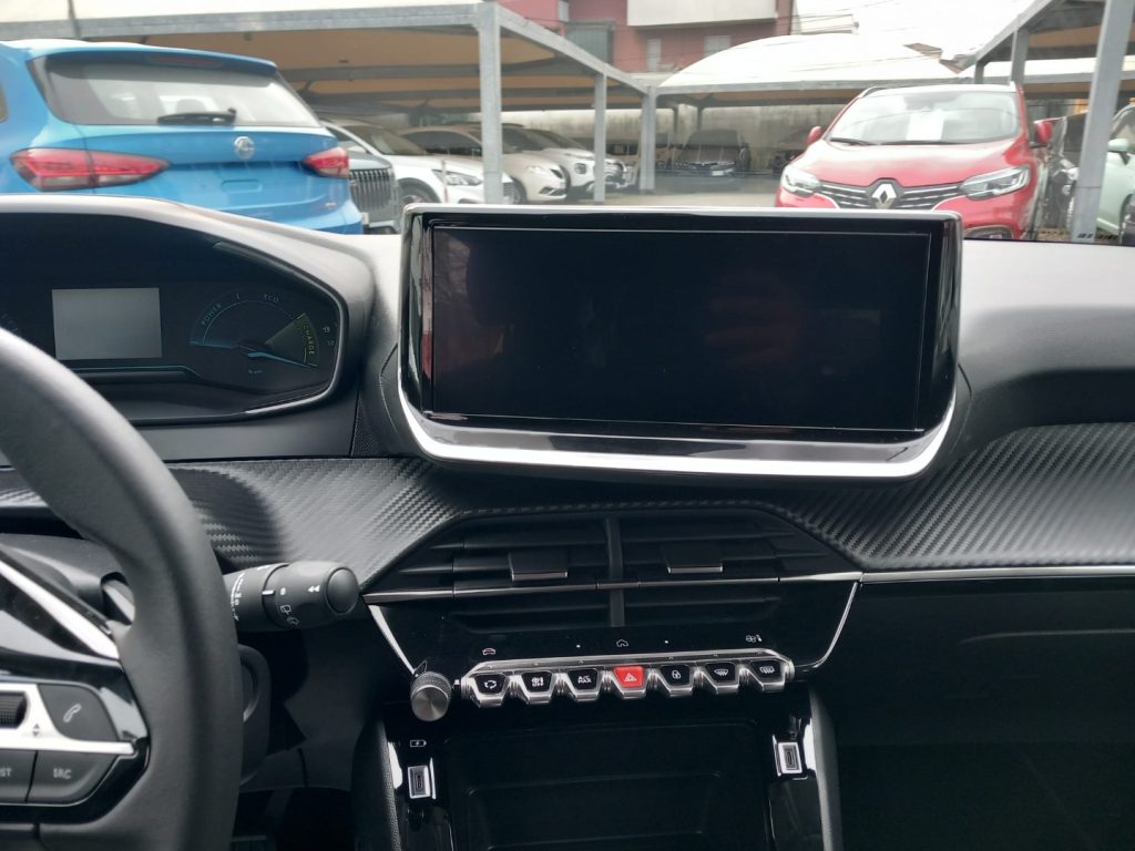 PEUGEOT 208 Hybrid 110 e-DCS6 Business - 20