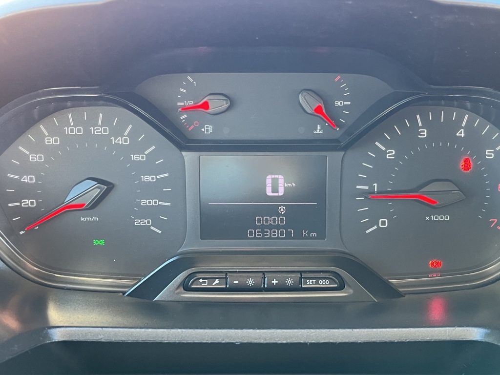 PEUGEOT Partner L1 100CV Premium - 11