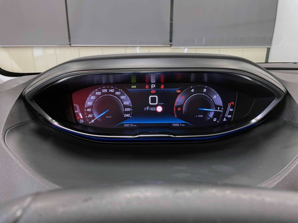 PEUGEOT 3008 1.5 BLUEHDI ACTIVE PACK - 21