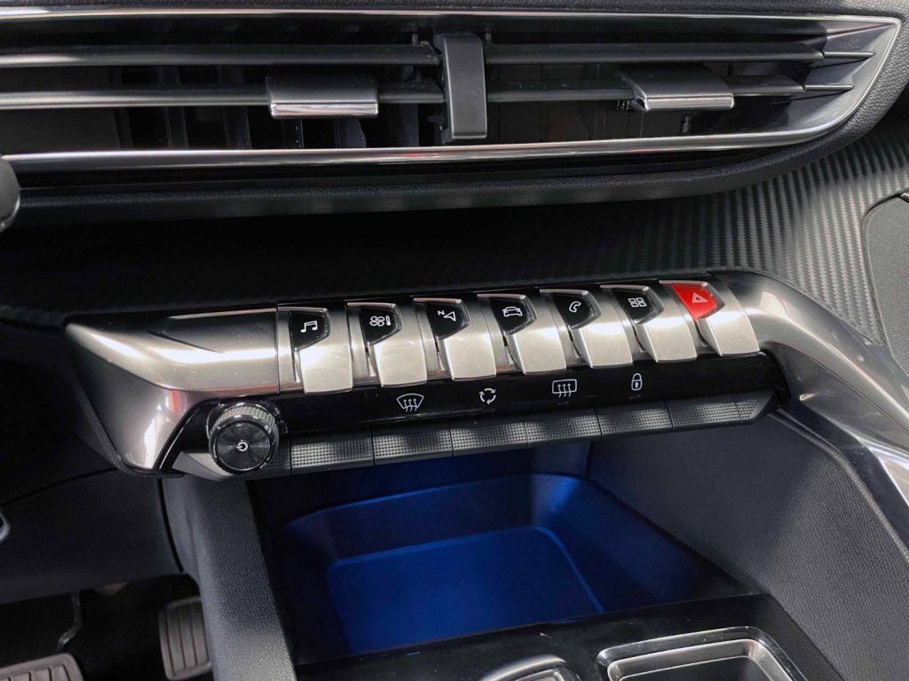 PEUGEOT 3008 1.5 BLUEHDI ACTIVE PACK - 26