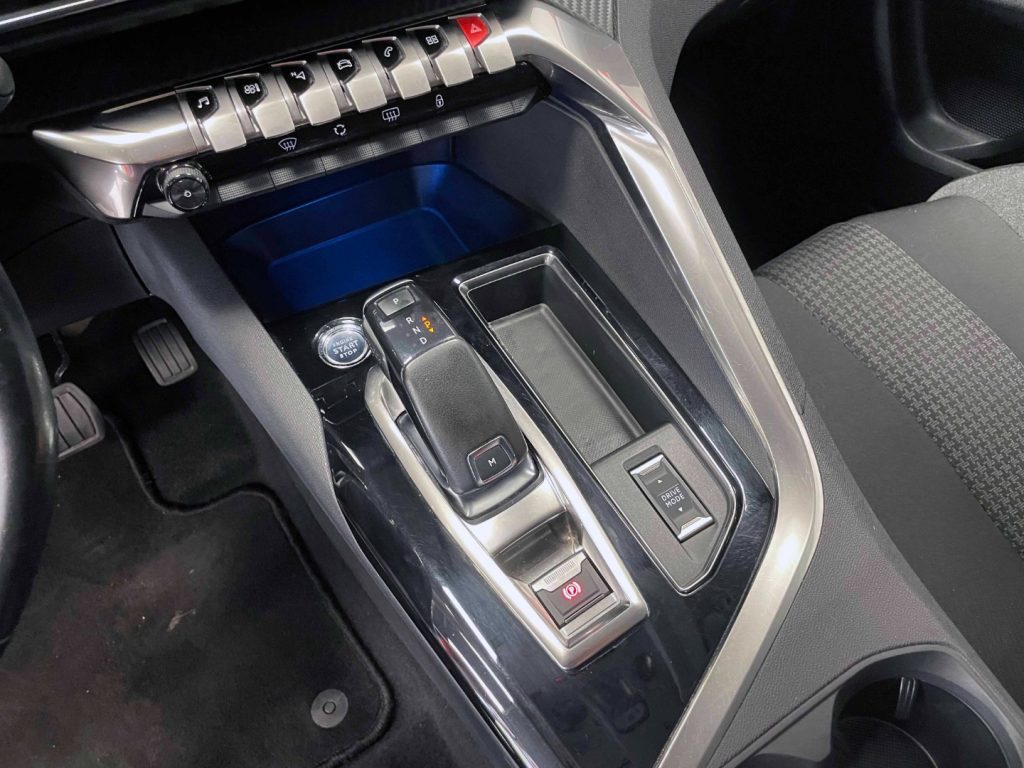 PEUGEOT 3008 1.5 BLUEHDI ACTIVE PACK - 27