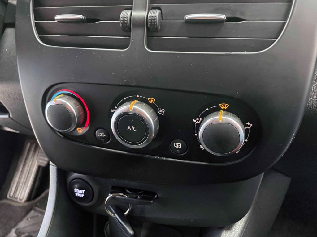 RENAULT Clio 5PORTE 1.2 LIFE 75CV - 41