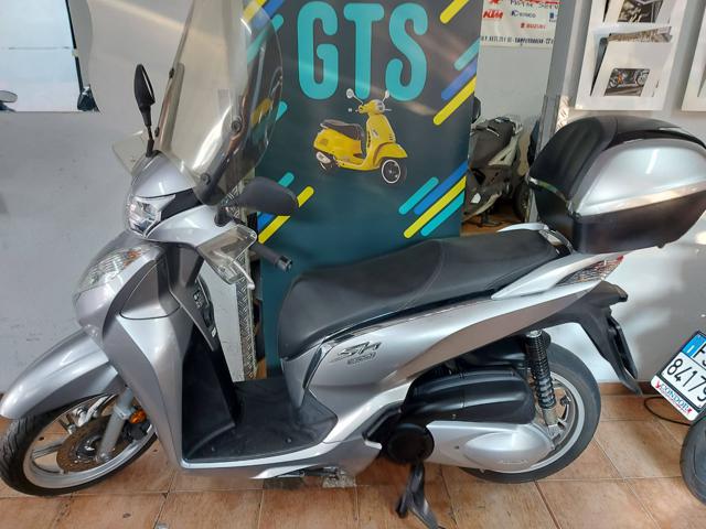 HONDA SH 300 i Grigio metallizzato