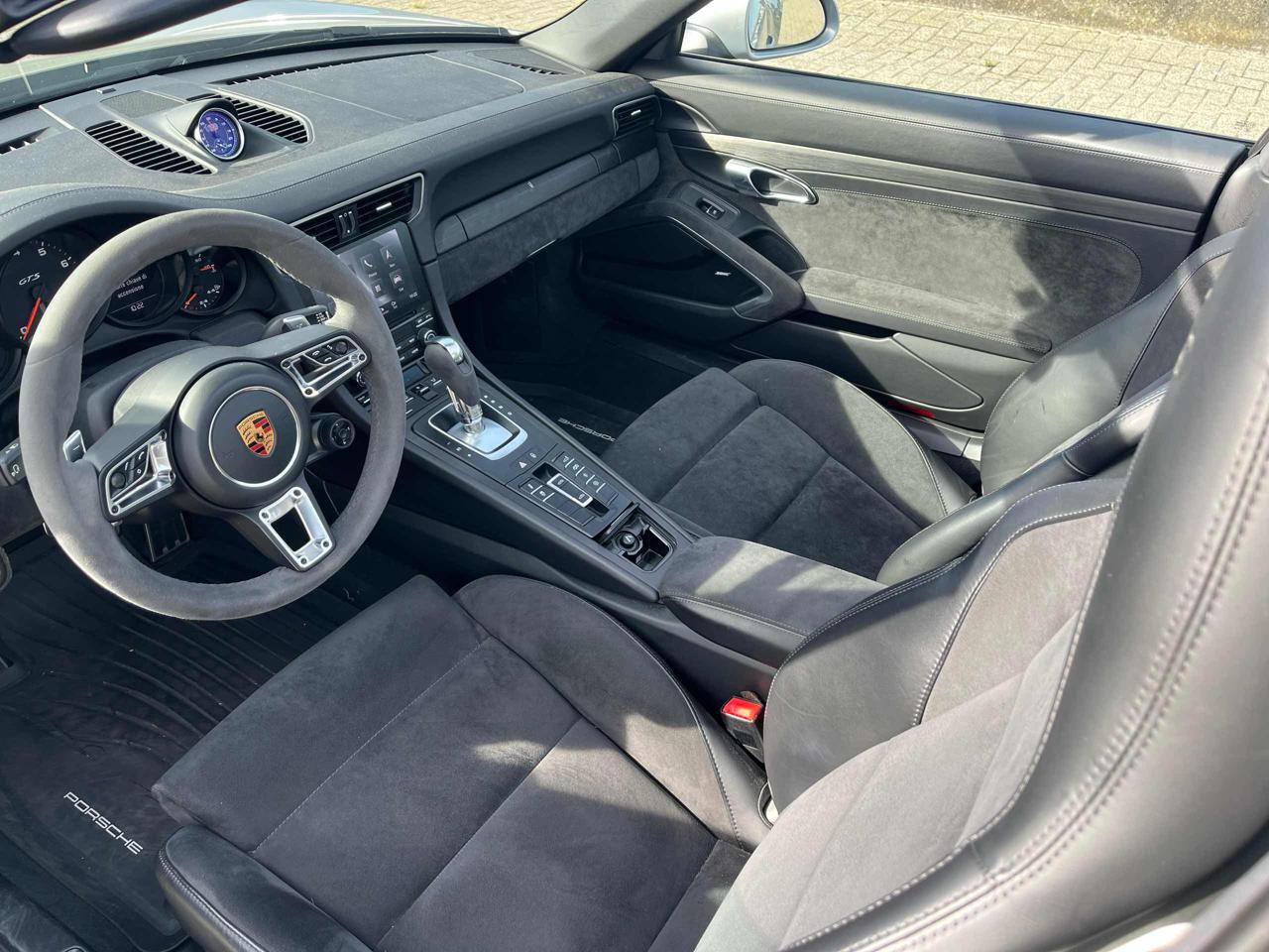 PORSCHE 911 3.0 Targa 4 GTS - Service Porsche - 15