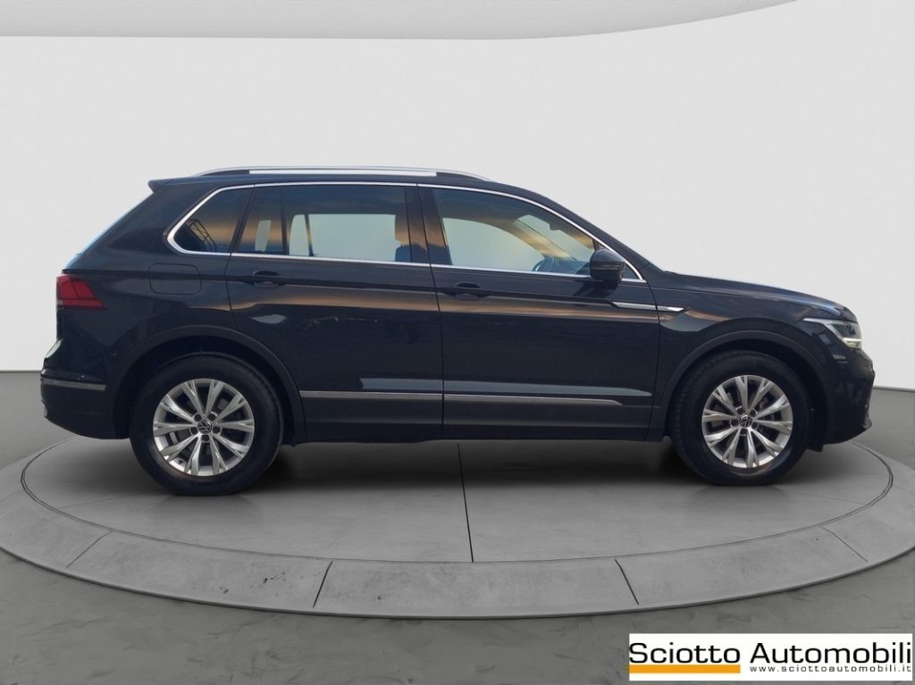 VOLKSWAGEN Tiguan 1.5 TSI ACT Life - 7