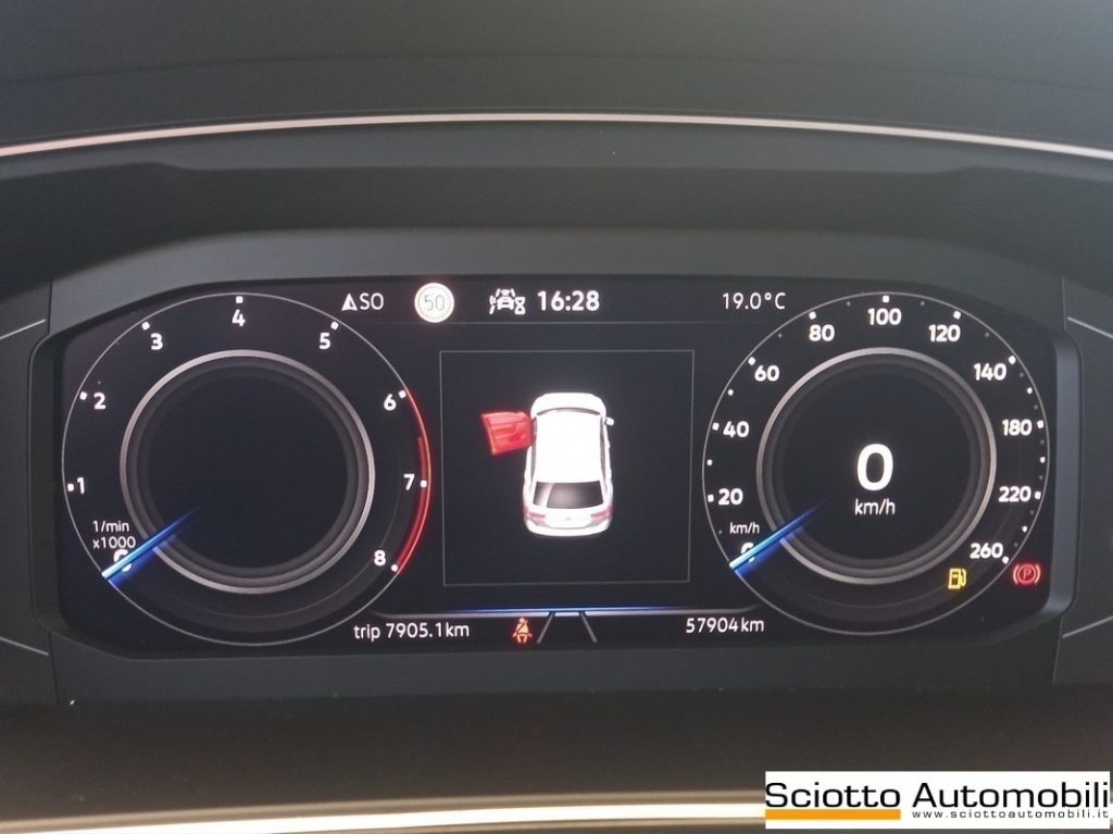 VOLKSWAGEN Tiguan 1.5 TSI ACT Life - 11