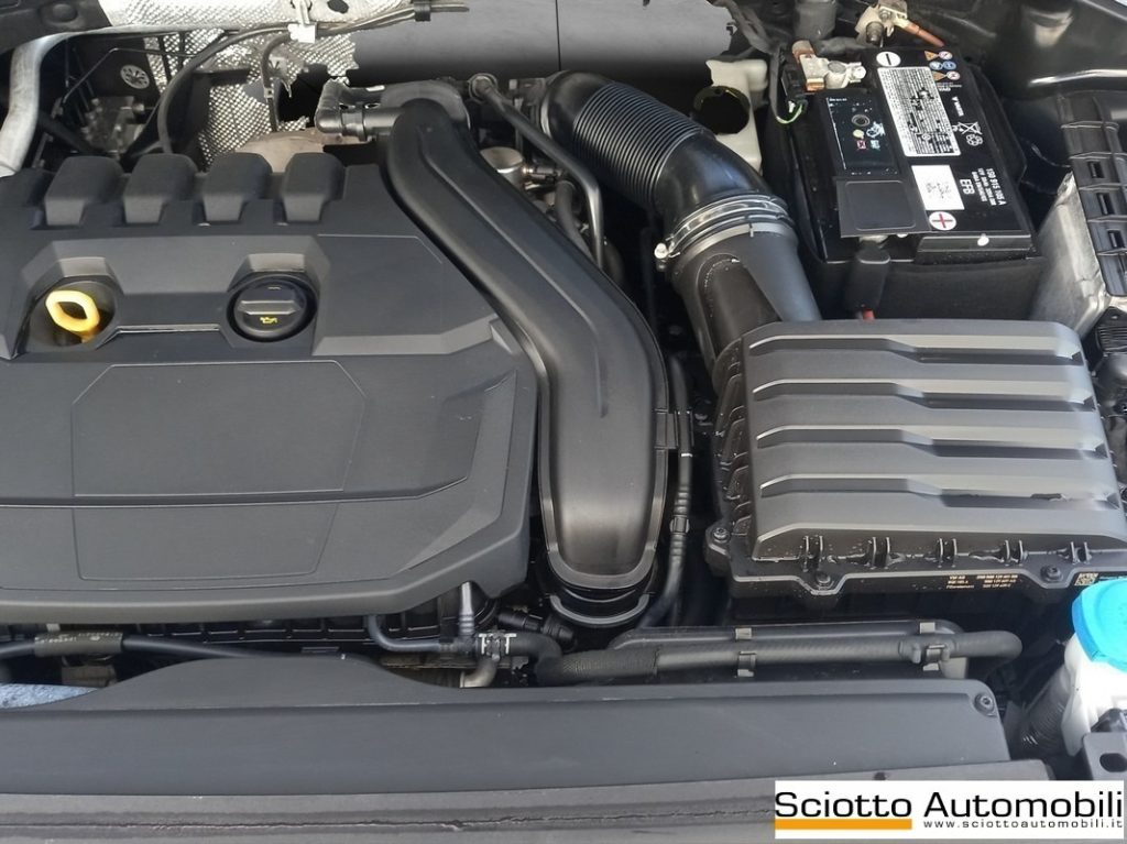 VOLKSWAGEN Tiguan 1.5 TSI ACT Life - 17