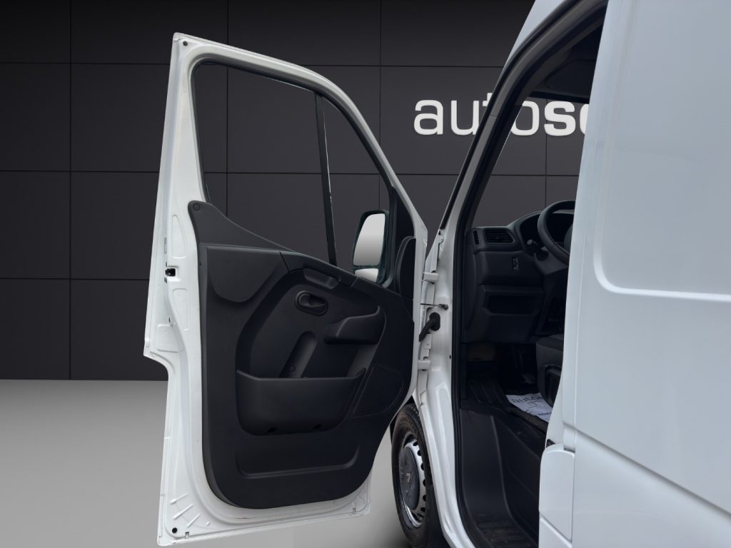 RENAULT Master T35 2.3 dCi 135 L2 H2  Furgone Ice PIUIVA - 12