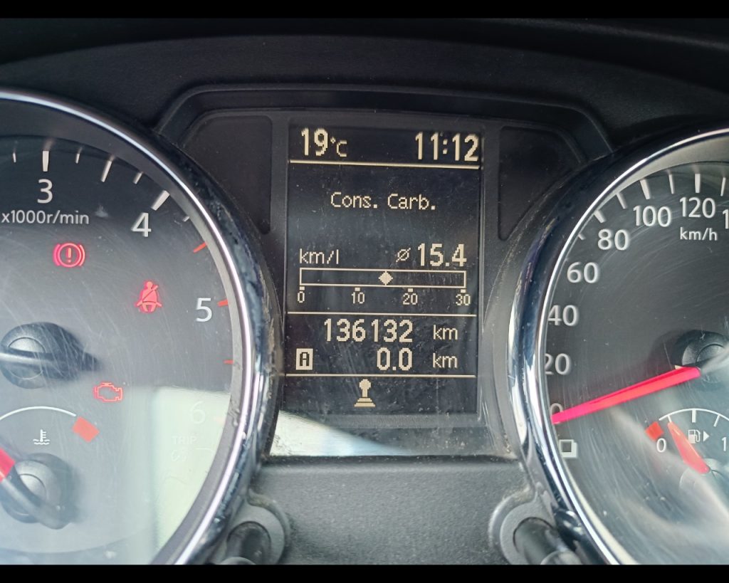 NISSAN Qashqai 1.5 dCi DPF Acenta - 12