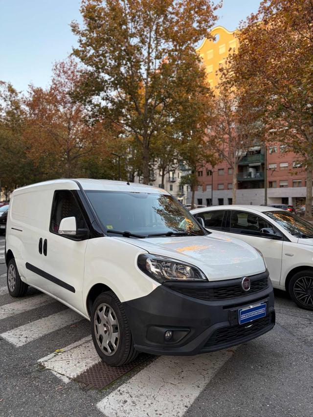 FIAT Doblo Bianco pastello