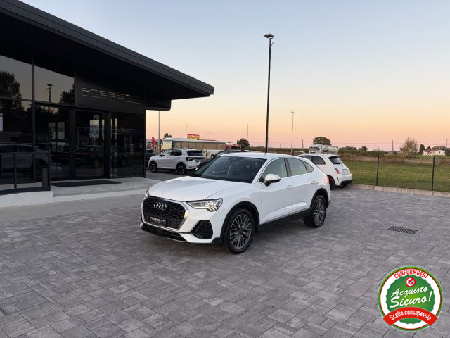 AUDI Q3 Bianco pastello