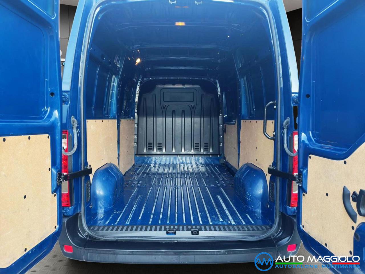 RENAULT Master Furgone T33 2.3 dCi 135 CV PM-TM L2 H2 Start - 10