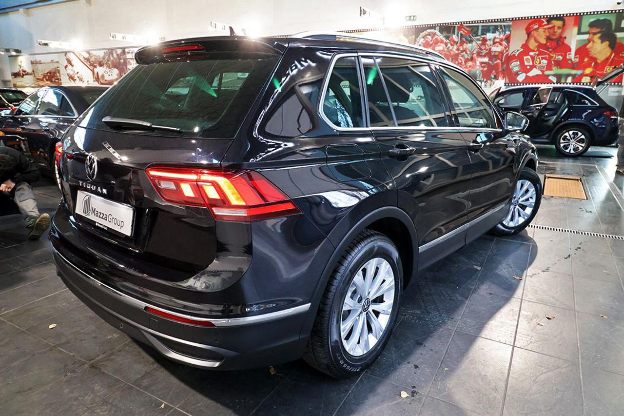 VOLKSWAGEN Tiguan 1.5 TSI ACT Life - 8
