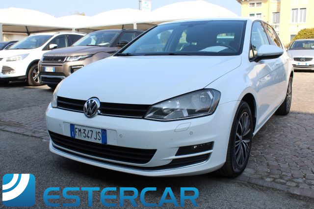 VOLKSWAGEN Golf Bianco pastello