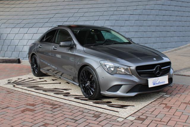 MERCEDES-BENZ CLA 200 Grigio metallizzato