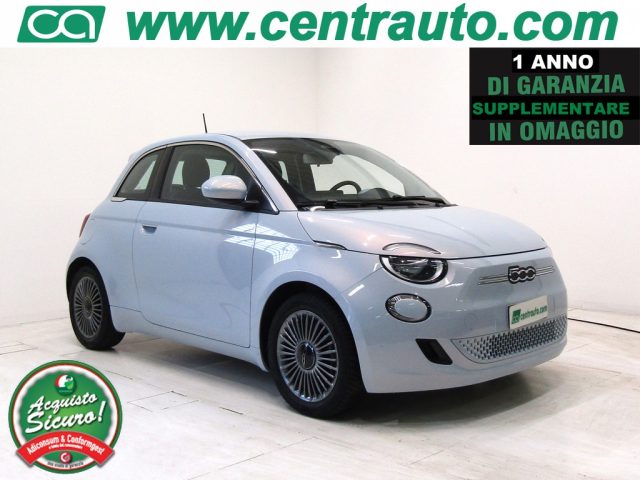 FIAT 500e Azzurro metallizzato