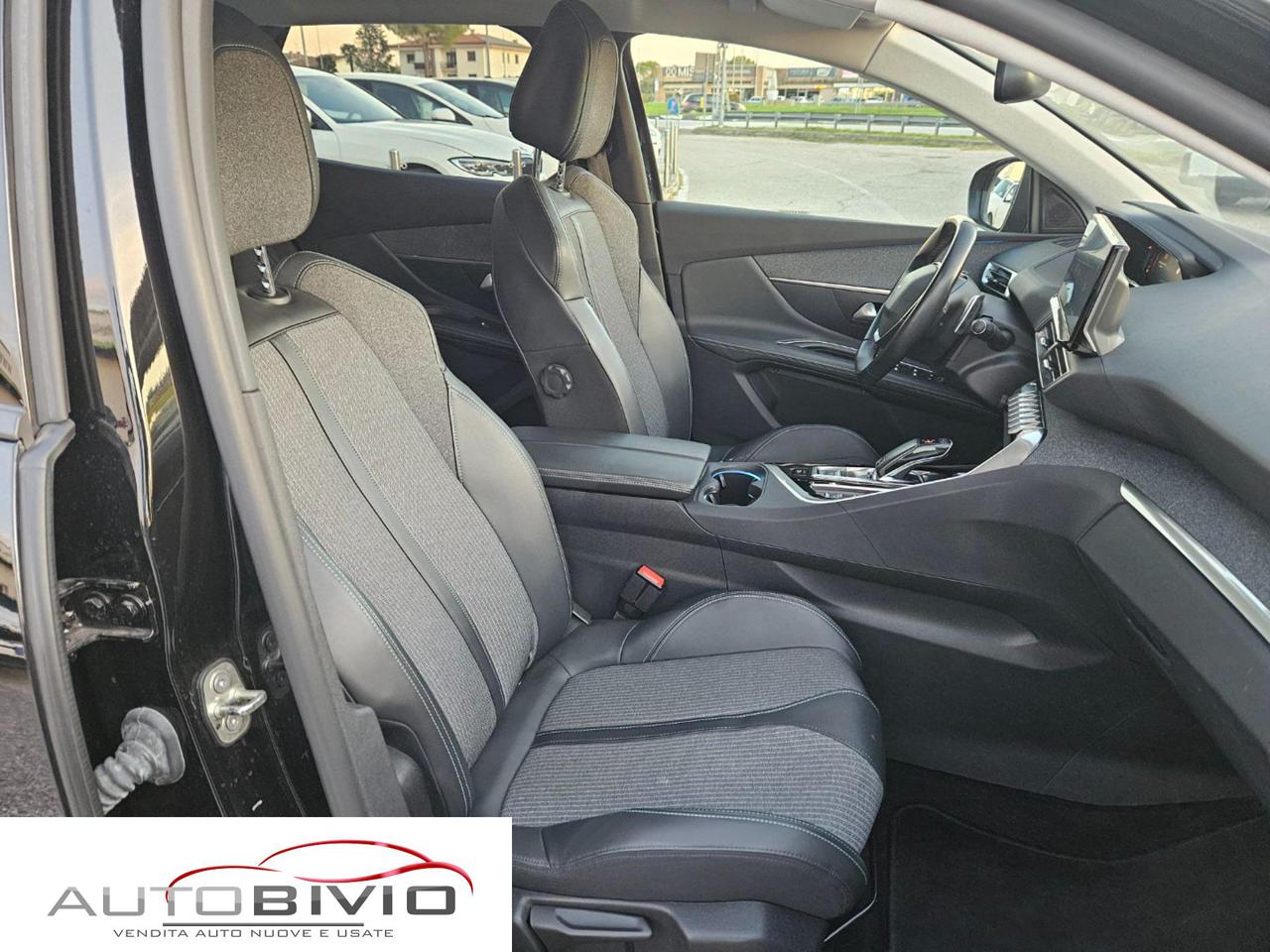 PEUGEOT 3008 BlueHDi 130 S&S EAT8 Allure Pack - 22