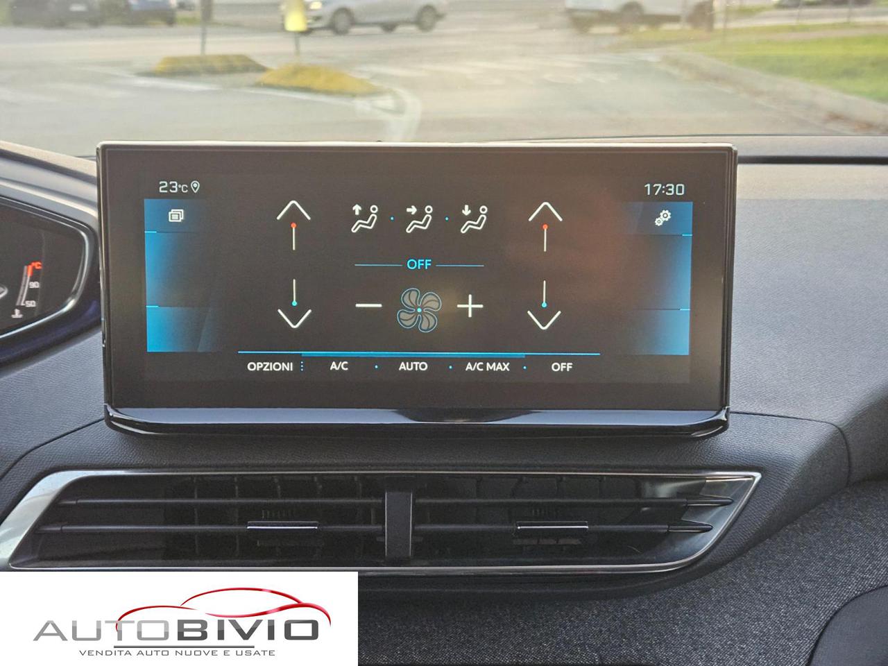 PEUGEOT 3008 BlueHDi 130 S&S EAT8 Allure Pack - 26