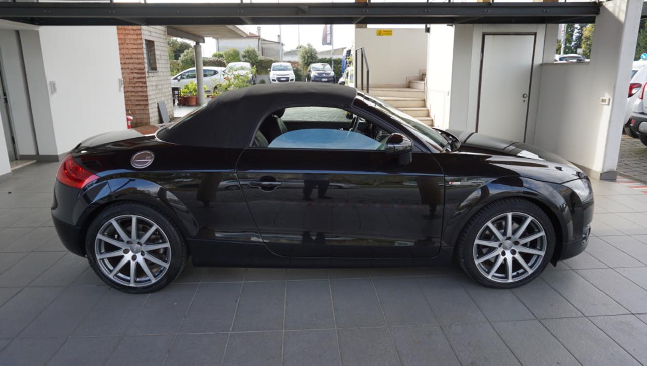 AUDI TT Roadster 2.0 TFSI - 6