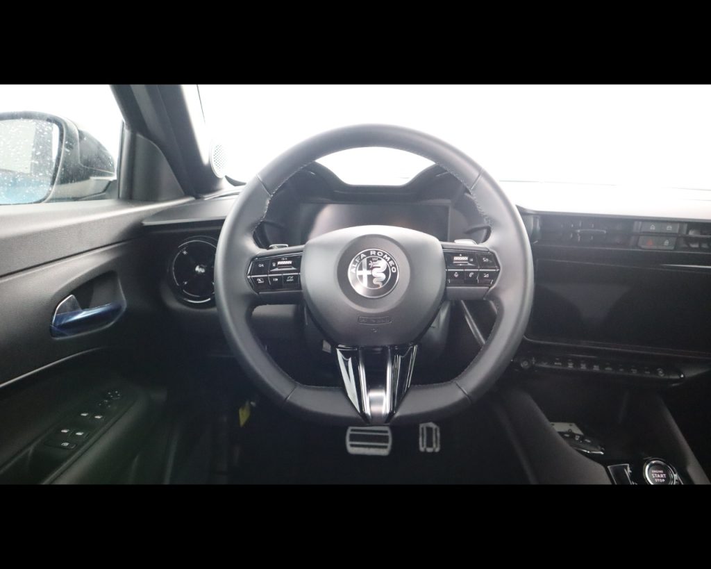 ALFA ROMEO Junior Ibrida Ibrida Speciale1.2 136cv Hybrid Edct6 - 18