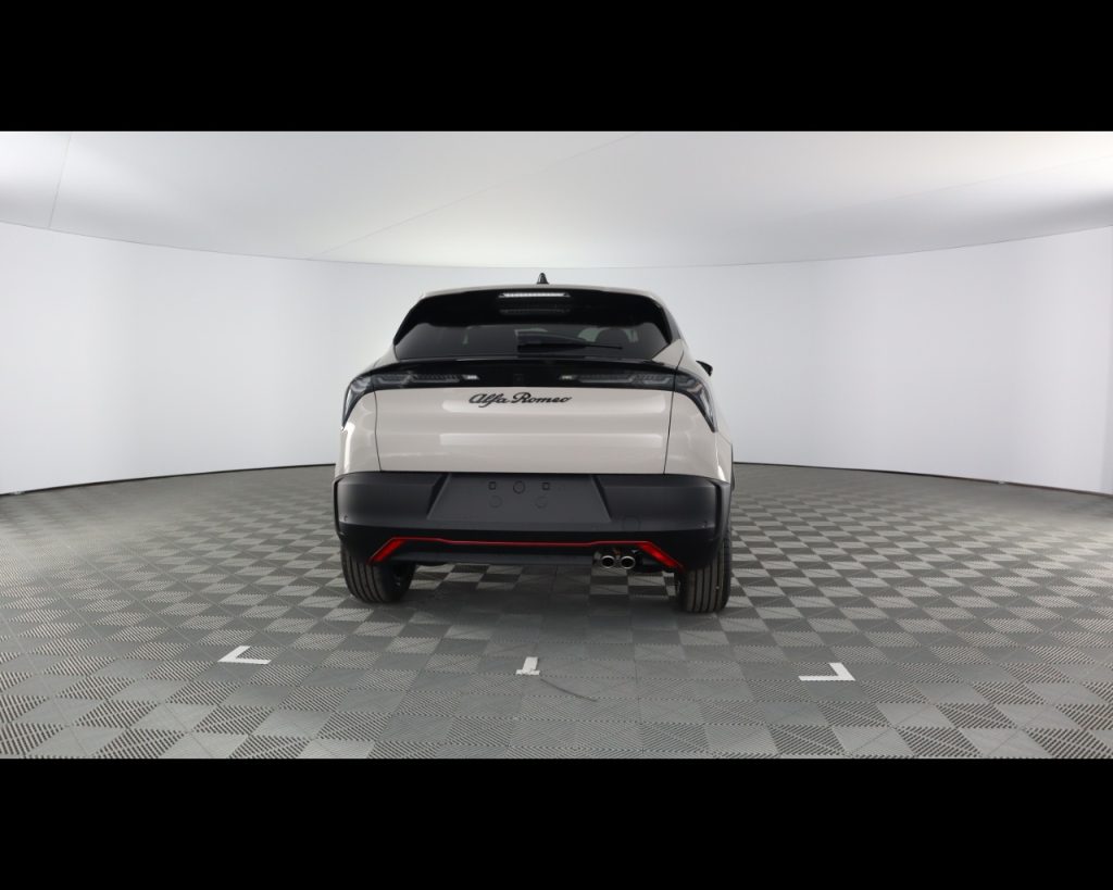 ALFA ROMEO Junior Ibrida Ibrida Speciale1.2 136cv Hybrid Edct6 - 9