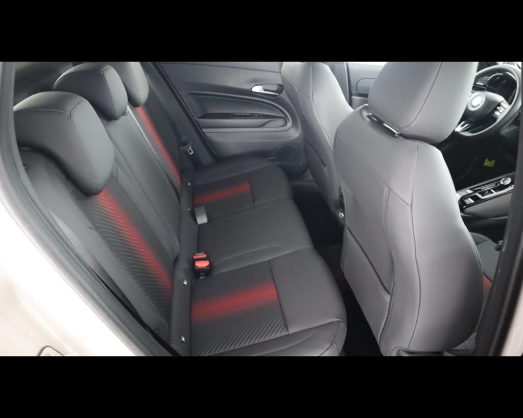 ALFA ROMEO Junior Ibrida Ibrida Speciale1.2 136cv Hybrid Edct6 - 18