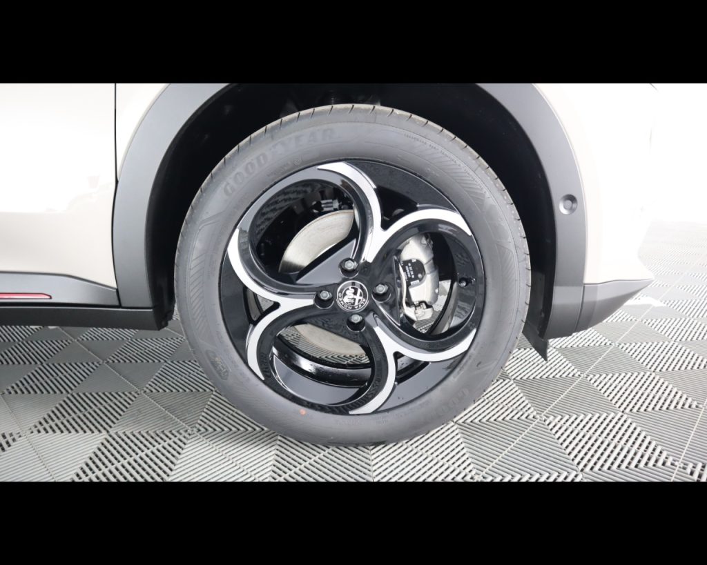 ALFA ROMEO Junior Ibrida Ibrida Speciale1.2 136cv Hybrid Edct6 - 20