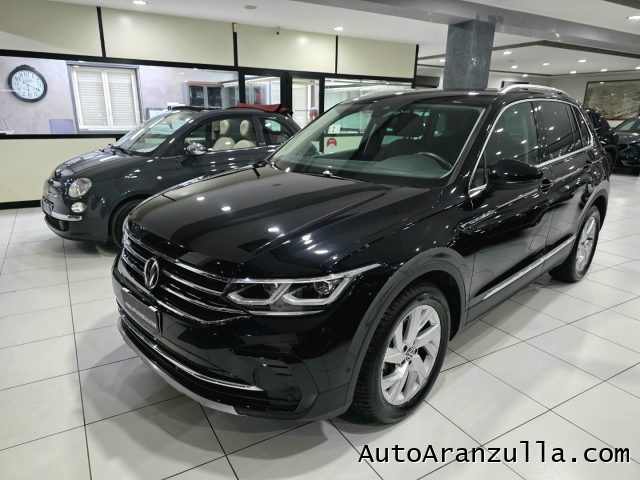 VOLKSWAGEN Tiguan Deep Black perlato