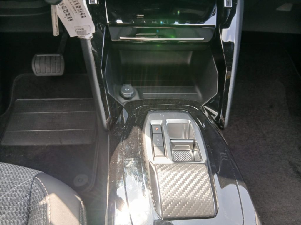 PEUGEOT 2008 Hybrid 145 e-DCS6 Allure+Kit riparazione - 21