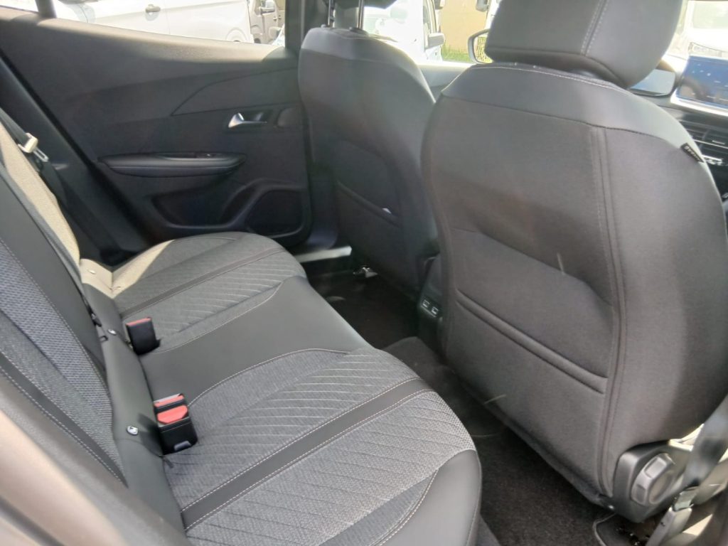 PEUGEOT 2008 Hybrid 145 e-DCS6 Allure+Kit riparazione - 15