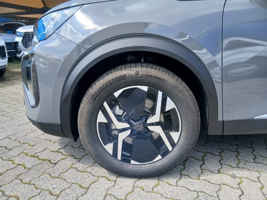 PEUGEOT 2008 Hybrid 145 e-DCS6 Allure+Kit riparazione - 8