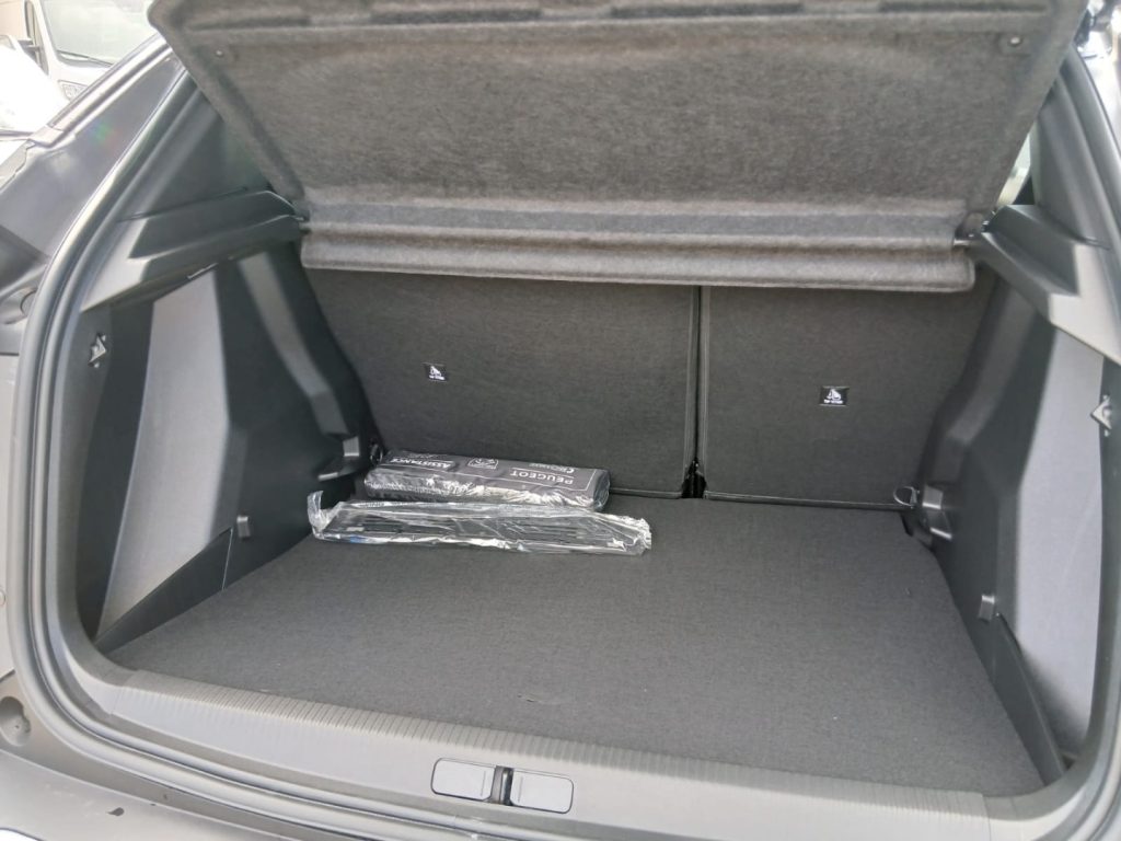 PEUGEOT 2008 Hybrid 145 e-DCS6 Allure+Kit riparazione - 11