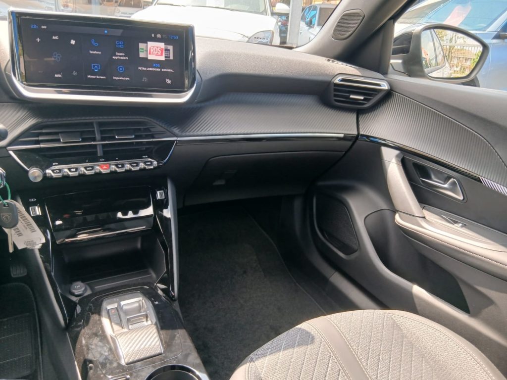 PEUGEOT 2008 Hybrid 145 e-DCS6 Allure+Kit riparazione - 23