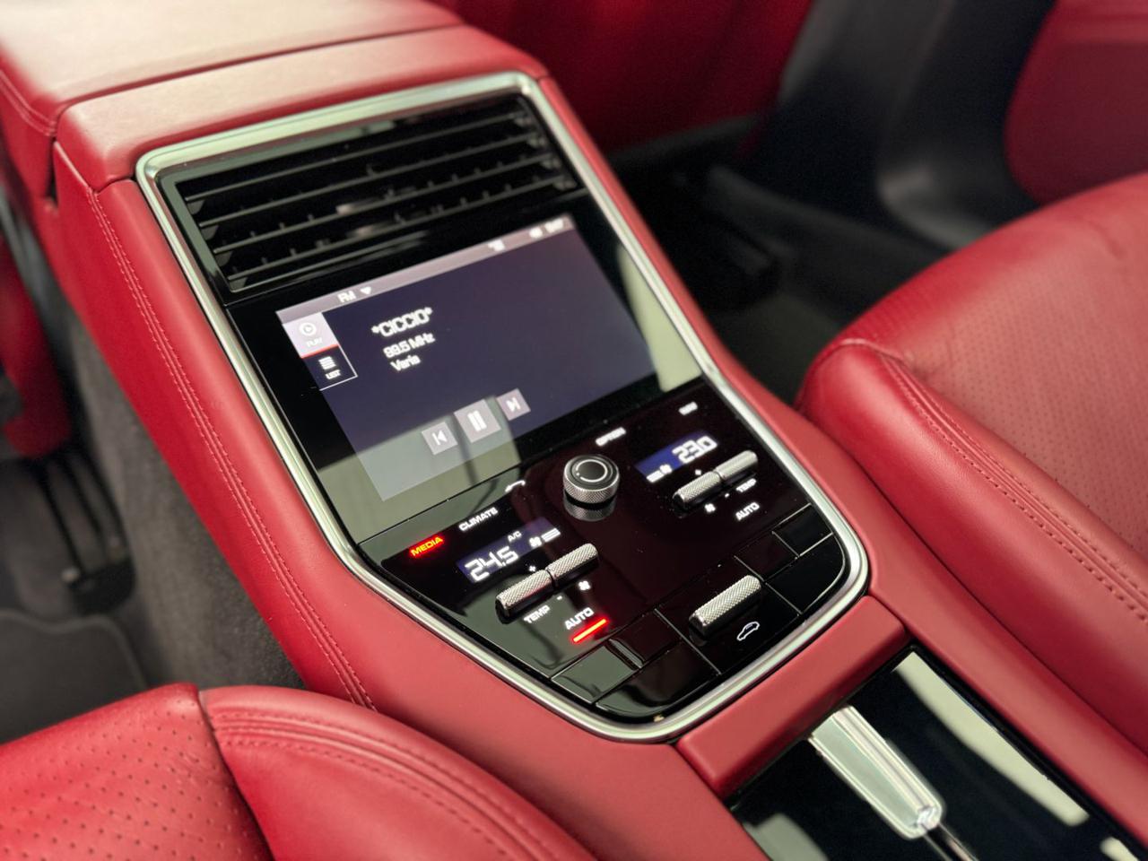 PORSCHE Panamera 3.0i 4 330cv (Tetto/PelleCartier/APP/Navi/Retro) - 13