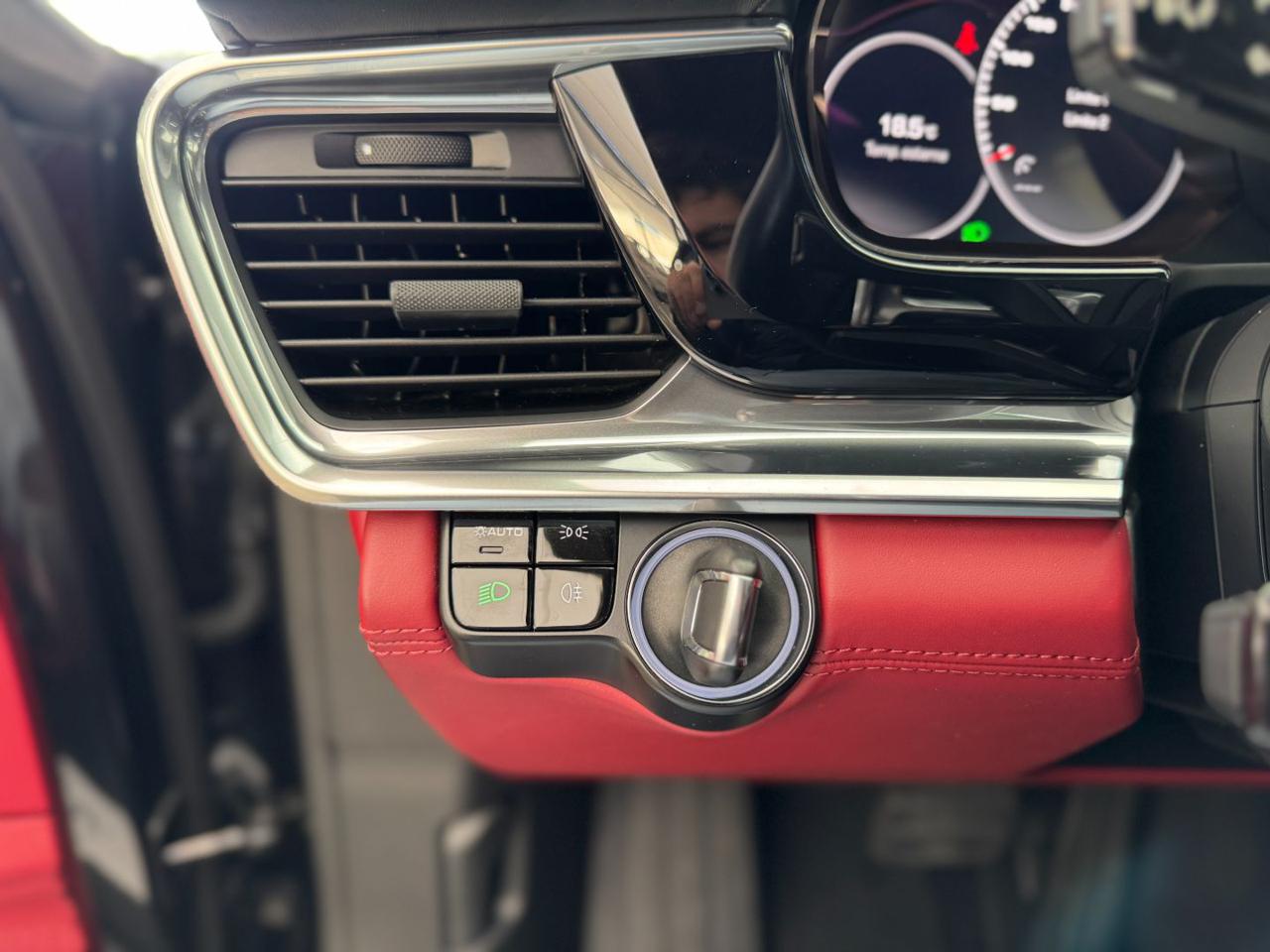 PORSCHE Panamera 3.0i 4 330cv (Tetto/PelleCartier/APP/Navi/Retro) - 37