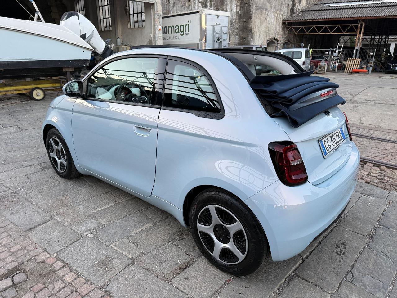 FIAT 500e Cabrio 42 kWh Passion - 10