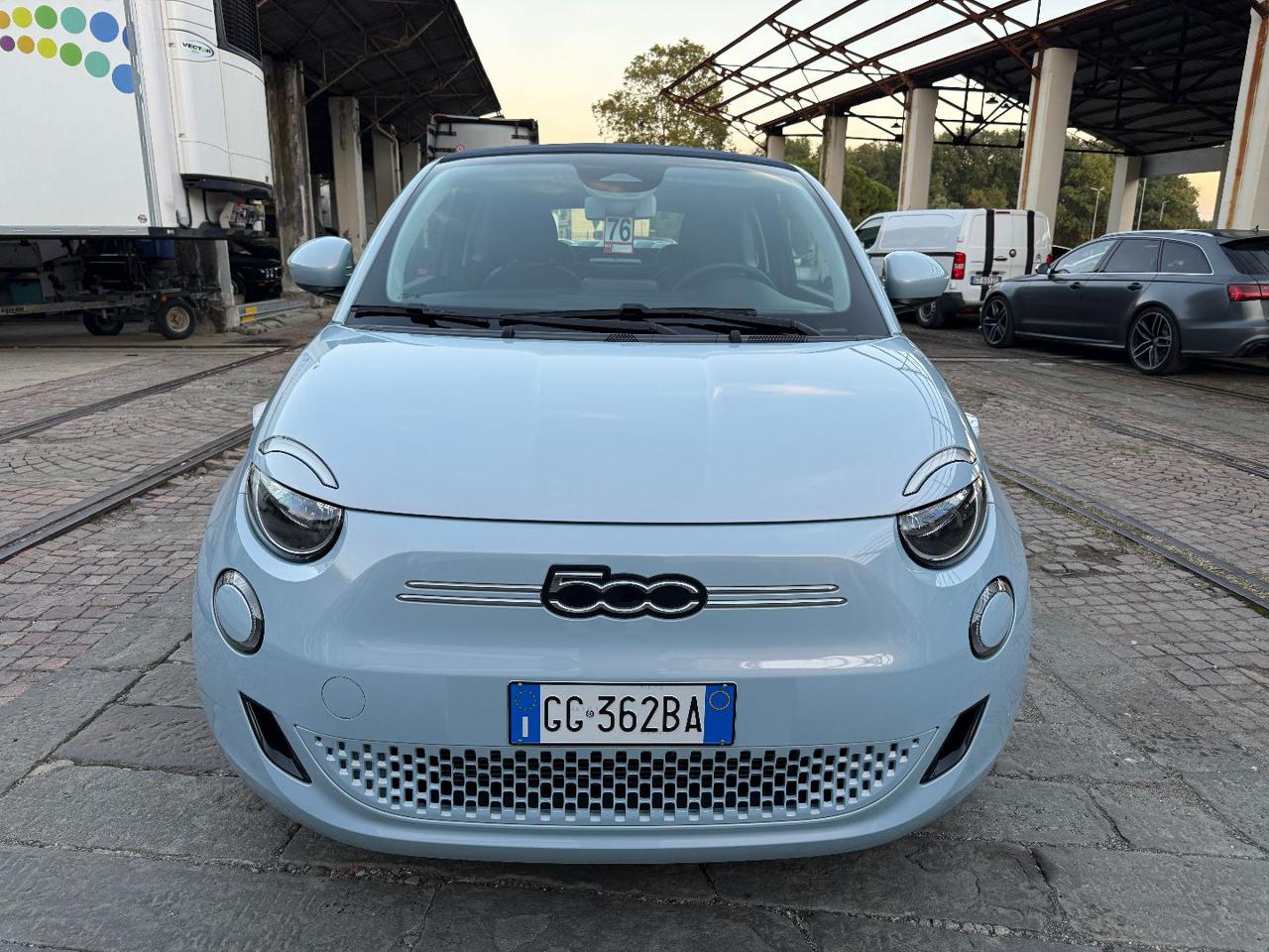 FIAT 500e Cabrio 42 kWh Passion - 3