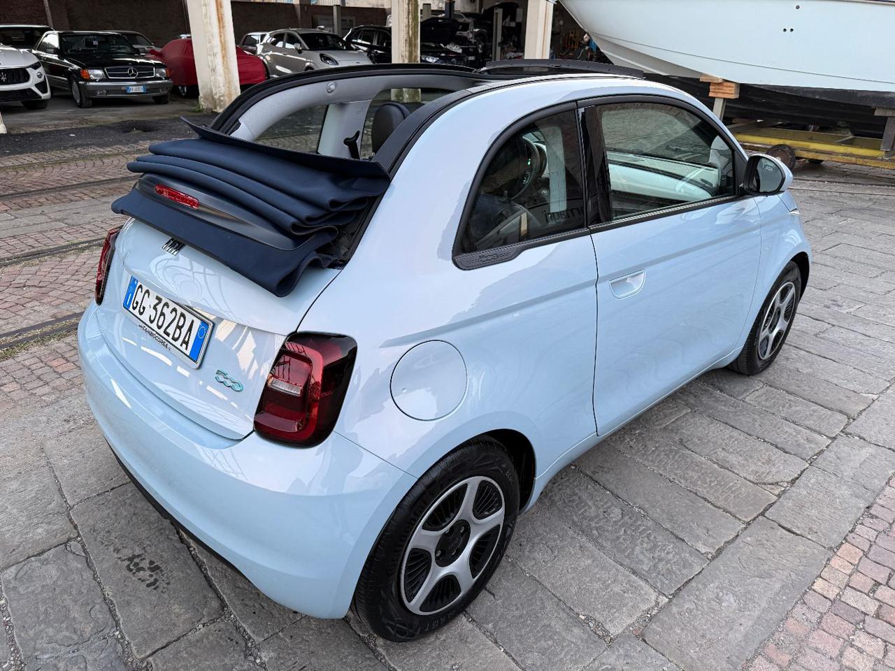 FIAT 500e Cabrio 42 kWh Passion - 13