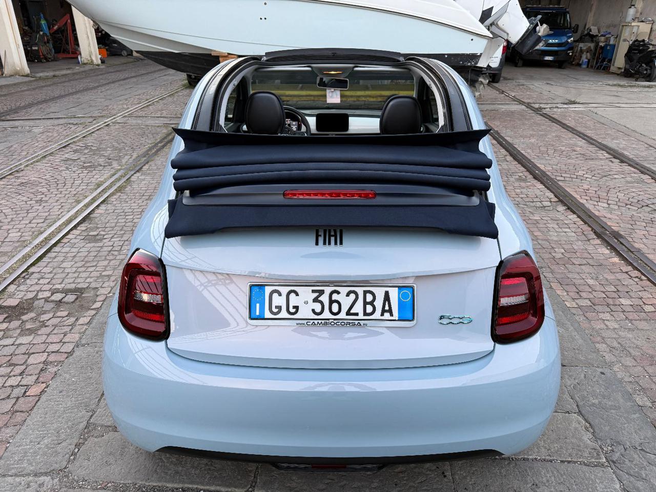 FIAT 500e Cabrio 42 kWh Passion - 11